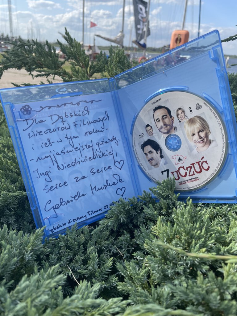 Płyta z filmem "7 uczuć" z podpisem Gabrieli Muskały na licytację dla Ingi Niedźwieckiej